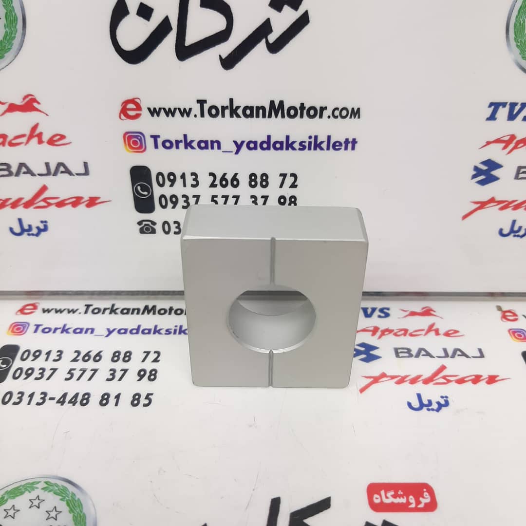 WhatsApp Image 2022-01-10 at 12.25.07 (4) پولکی درب زنجیر کش ( تنظیم کننده زنجیر ) چرخ عقب به دو شاخ موتور بنلی 300 دوسیلندر اصلی (هرعدد) - Image 1