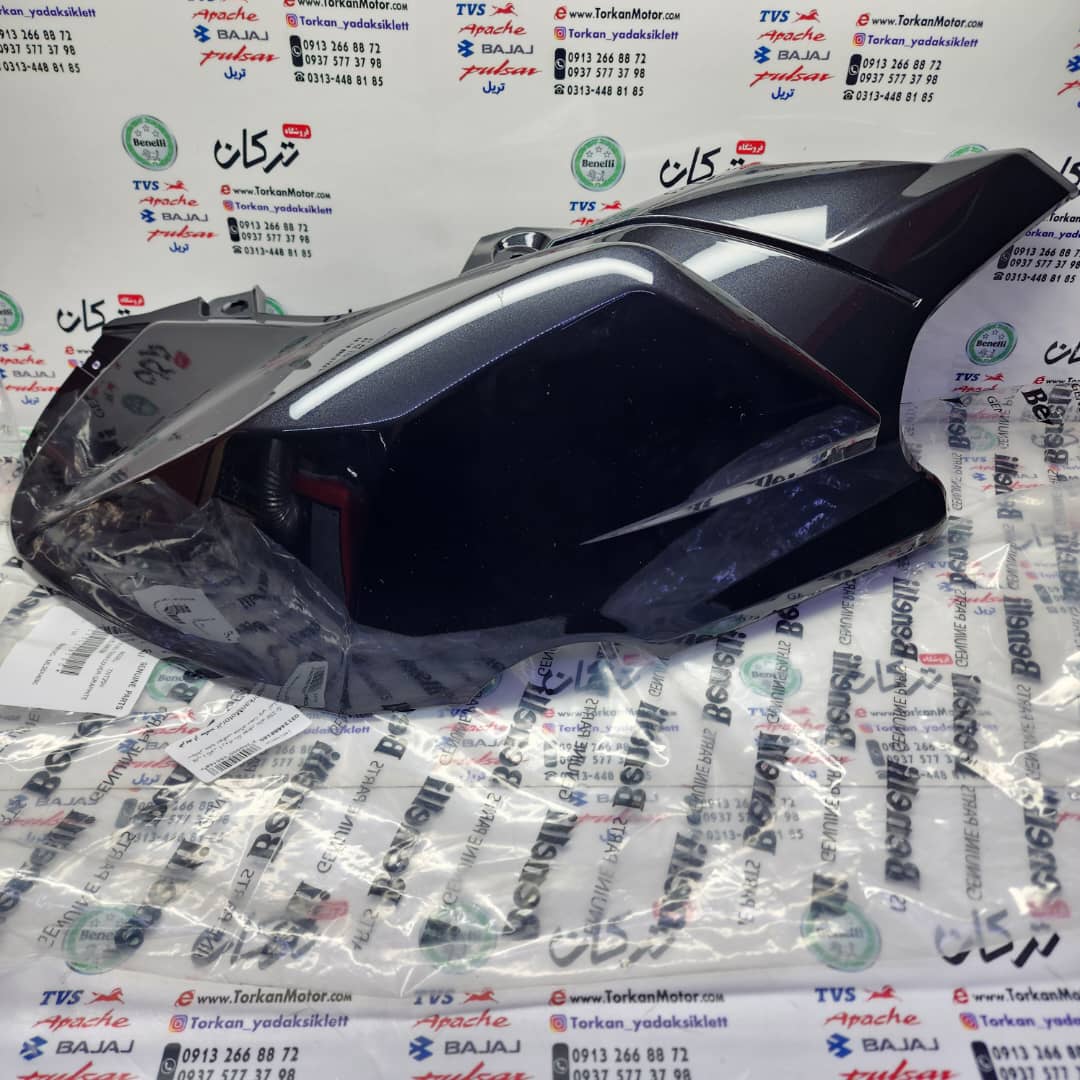 IMG-20221025-WA0071 قاب ( کاور ) روی باک موتور بنلی 250 تک سیلندر جدید نیوفیس مشکی سمت راست اصلی - Image 1