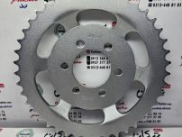 دنده ( طبق ) زنجیر چرخ عقب ( 43 دندانه ) موتور بنلی 250 تک سیلندر قدیم و جدید ( کیفیت درجه 1 )